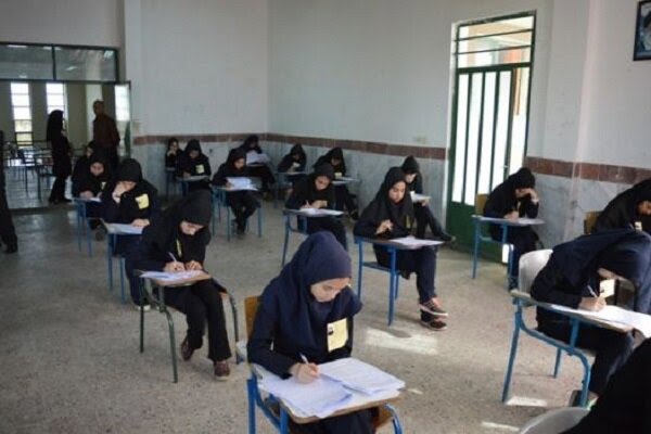 دانش آموزان می‌توانند با شناسنامه در امتحان نهایی شرکت کنند